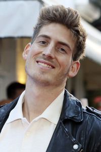 'Golden Things meets Pink Carpet' Pre-Closing Finissage in Hamburg