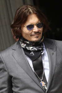 Johnny Depp vor dem High Court in London