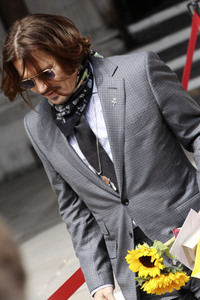 Johnny Depp vor dem High Court in London