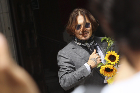 Johnny Depp vor dem High Court in London