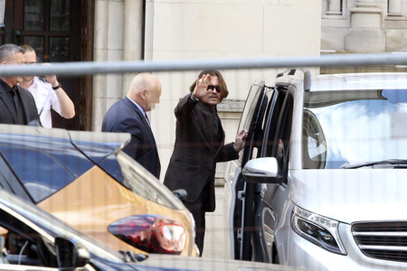 Johnny Depp vor dem High Court in London