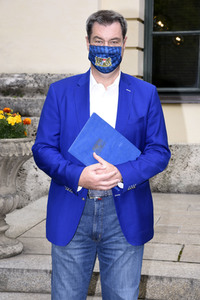 Pressekonferenz zum Schul-Digitalisierungsgipfel in München