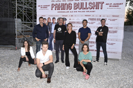 Filmpremiere 'Faking Bullshit', Filmfest München Pop-Up