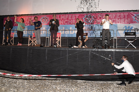 Filmpremiere 'Faking Bullshit', Filmfest München Pop-Up