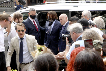 Johnny Depp vor dem High Court in London