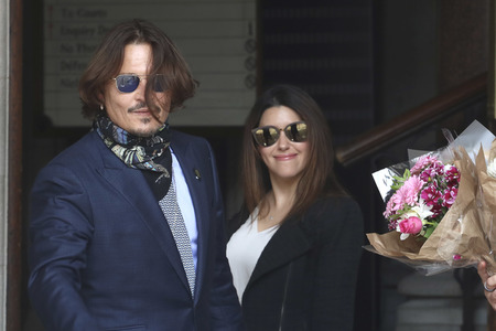 Johnny Depp vor dem High Court in London