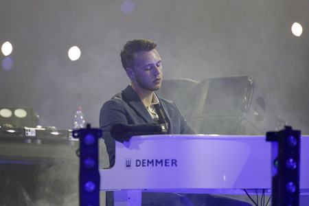 Sefa Piano Show und Live Performance in Köln