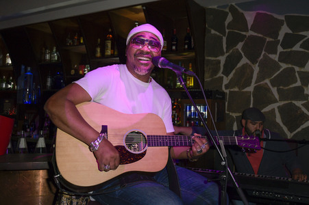 Konzert von Jojo Cumbana in Hamburg