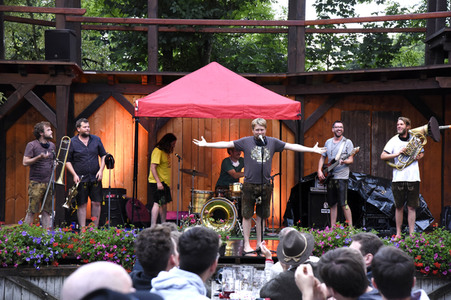 Konzert von LaBrassBand in Geltendorf