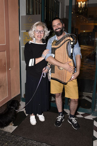 Veronika von Quast singt und spricht 'Bayerische G'schichten' in München