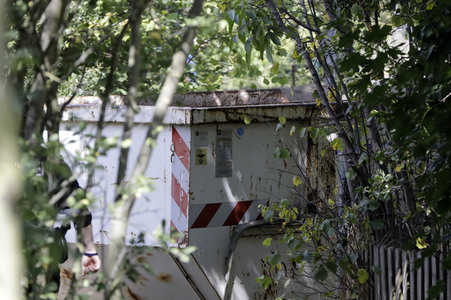 Ermittlungen des BKA im Fall Maddie McCann in einem Schrebergarten in Seelze