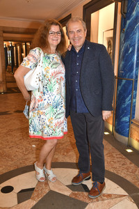 Theaterpremiere 'Schwiegermutter und andere Bosheiten' in München