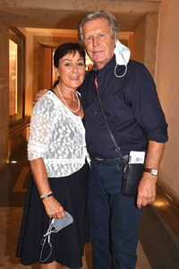 Theaterpremiere 'Schwiegermutter und andere Bosheiten' in München