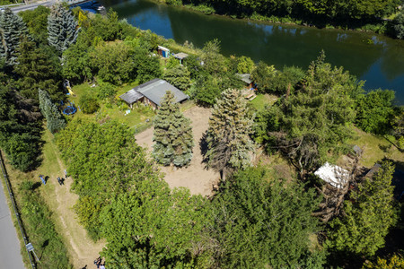 Garten des Verdächtigen im Vermisstenfall Maddie McCann in Seelze