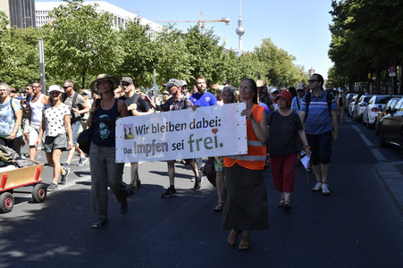 Protest gegen Corona-Maßnahmen in Berlin