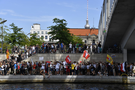 Protest gegen Corona-Maßnahmen in Berlin
