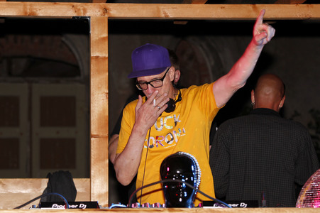 Feierabend Lounge mit Dr. Motte in Görlitz