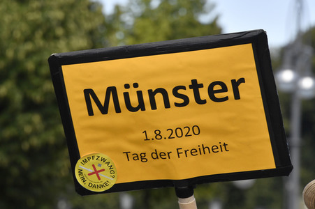 Protest gegen Corona-Maßnahmen in Berlin