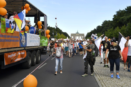 Protest gegen Corona-Maßnahmen in Berlin