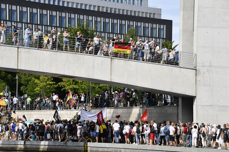 Protest gegen Corona-Maßnahmen in Berlin
