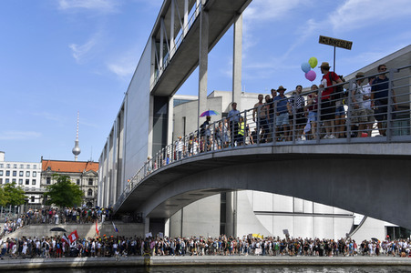 Protest gegen Corona-Maßnahmen in Berlin
