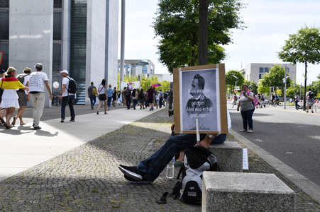 Protest gegen Corona-Maßnahmen in Berlin