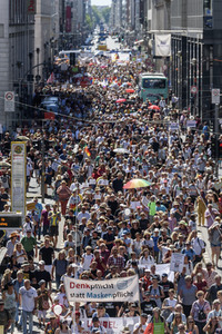 Protest gegen Corona-Maßnahmen in Berlin