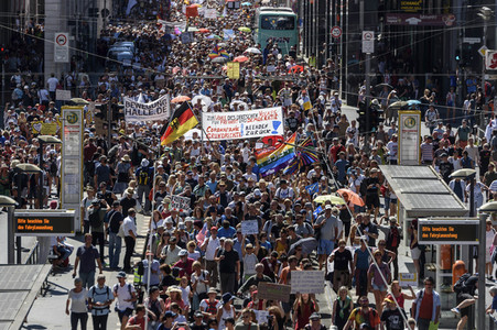 Protest gegen Corona-Maßnahmen in Berlin