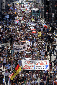 Protest gegen Corona-Maßnahmen in Berlin