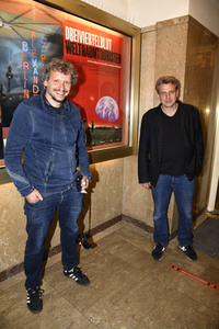 Preview 'Dreiviertelblut - Weltraumtouristen' in München