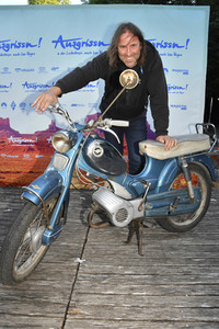 Filmpremiere 'Ausgrissn! - In der Lederhosn nach Las Vegas' in München