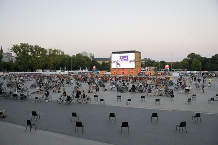 1. Fahrradkino in Hamburg