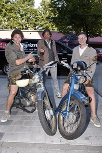 Filmpremiere 'Ausgrissn! In der Lederhosn nach Las Vegas' in Erding