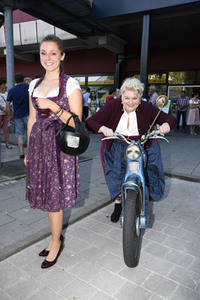 Filmpremiere 'Ausgrissn! In der Lederhosn nach Las Vegas' in Erding