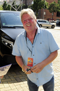 Ankunft zur Aufzeichnung der TV-Show 'Schlagerparty mit Ross Antony' in Leipzig