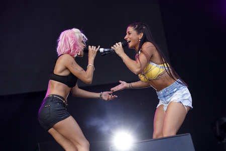 Konzert von Mia Julia Brückner in Bonn