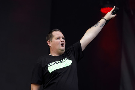 Konzert von Mia Julia Brückner in Bonn