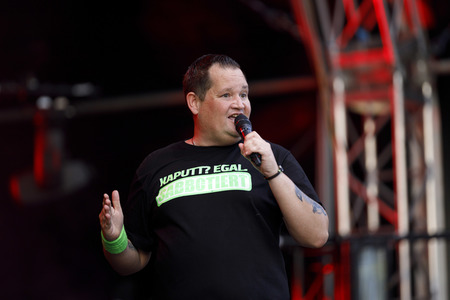 Konzert von Mia Julia Brückner in Bonn