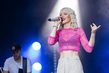 Konzert von Lina Larissa Strahl in Erfurt