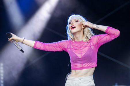 Konzert von Lina Larissa Strahl in Erfurt