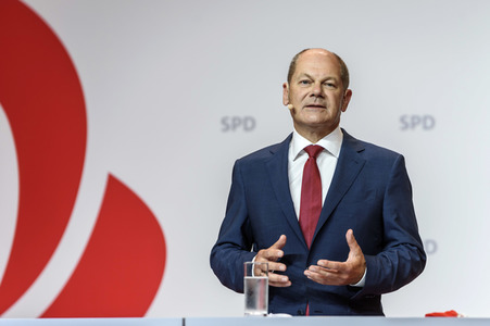 Pressekonferenz zur Nominierung von Olaf Scholz als Kanzlerkandidat in Berlin