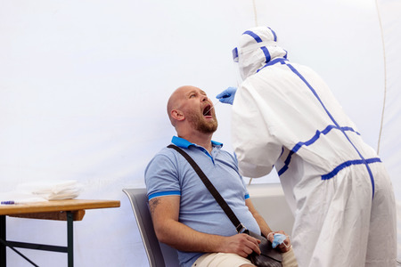 Corona-Testzentrum am Flufhafen Köln Bonn