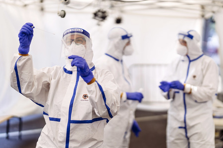 Corona-Testzentrum am Flufhafen Köln Bonn