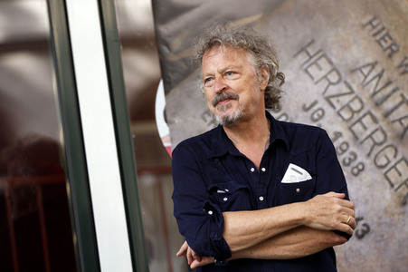 Aktion 'Glanz statt Hetze' in Köln