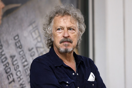 Aktion 'Glanz statt Hetze' in Köln