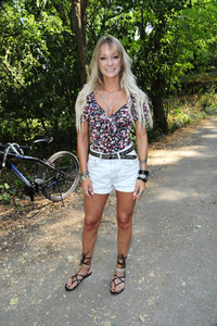 Aufzeichnung der TV-Show 'Schlagerlagerfeuer - Die Strandparty 2020' in Halle