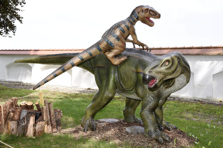 Familien-Erlebnis-Park Dinoland in Tüßling