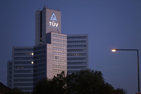 Symbolfoto TÜV Rheinland