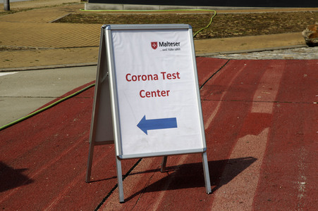 Vorstellung eines Corona-Testcenters für Reiserückkehrer an Autobahn A4 bei Görlitz