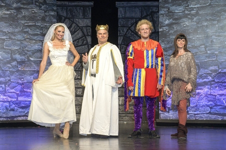 Medienpremiere 'Monty Python’s Spamalot - die Suche nach dem heiligen Gral' in Berlin